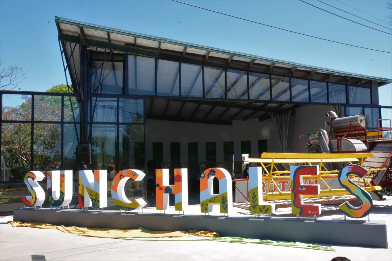 Sunchales letras corporeas