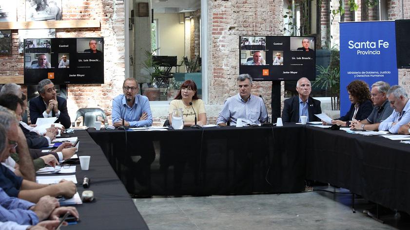 Encuentro autonomia municipal 1