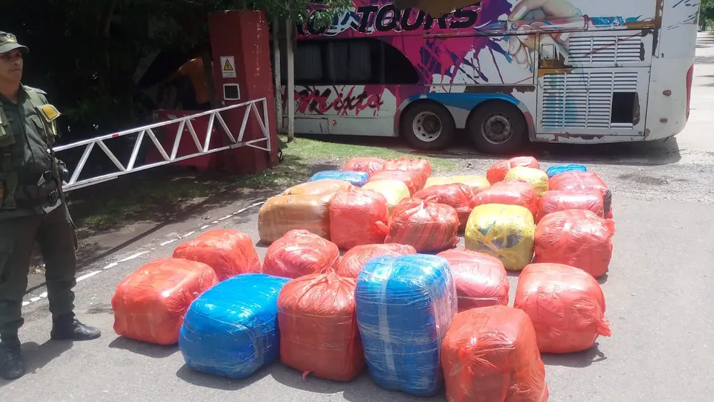 Incautacion hojas de coca 30-11-25