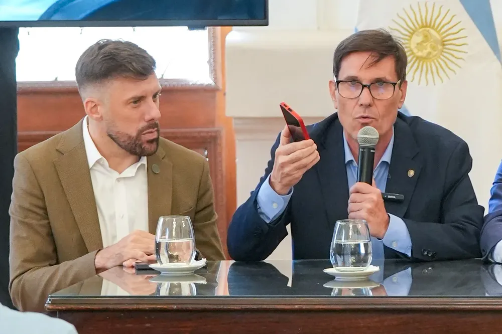 Prohibicion celulares en escuelas