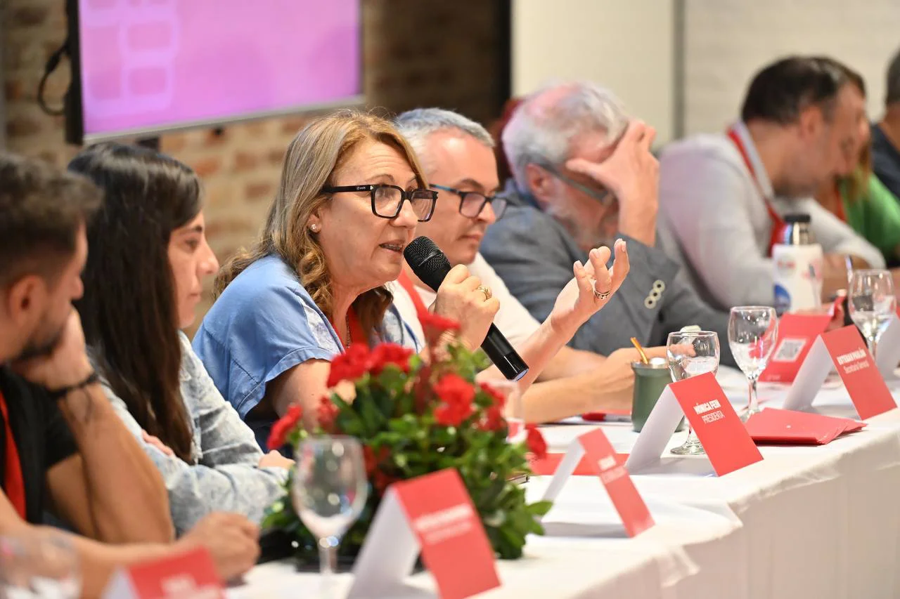 Monica Fein preside el Partido Socialista