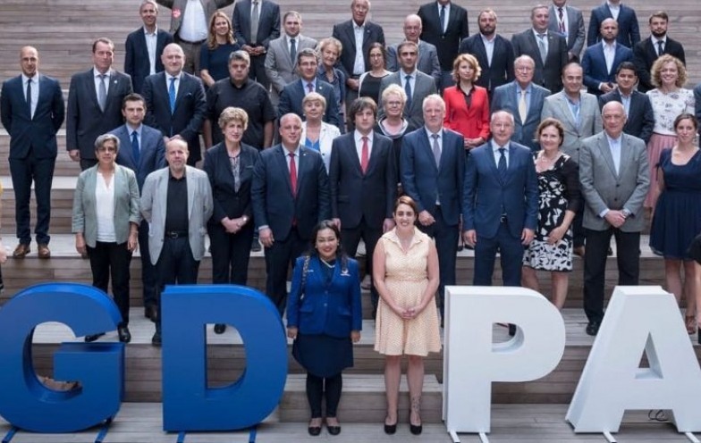 Bonfatti con líderes del mundo