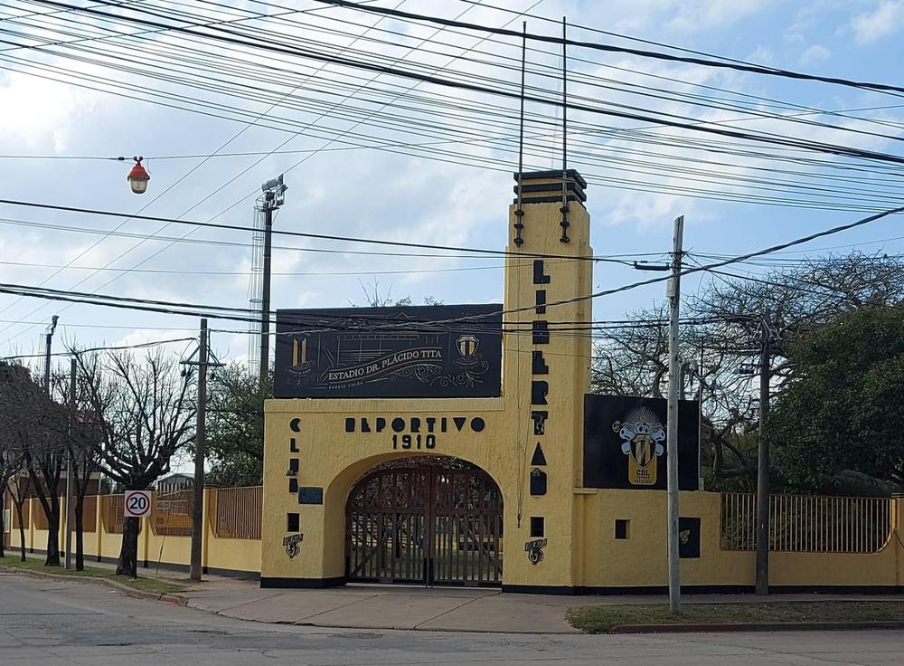 Portada estadio Libertad