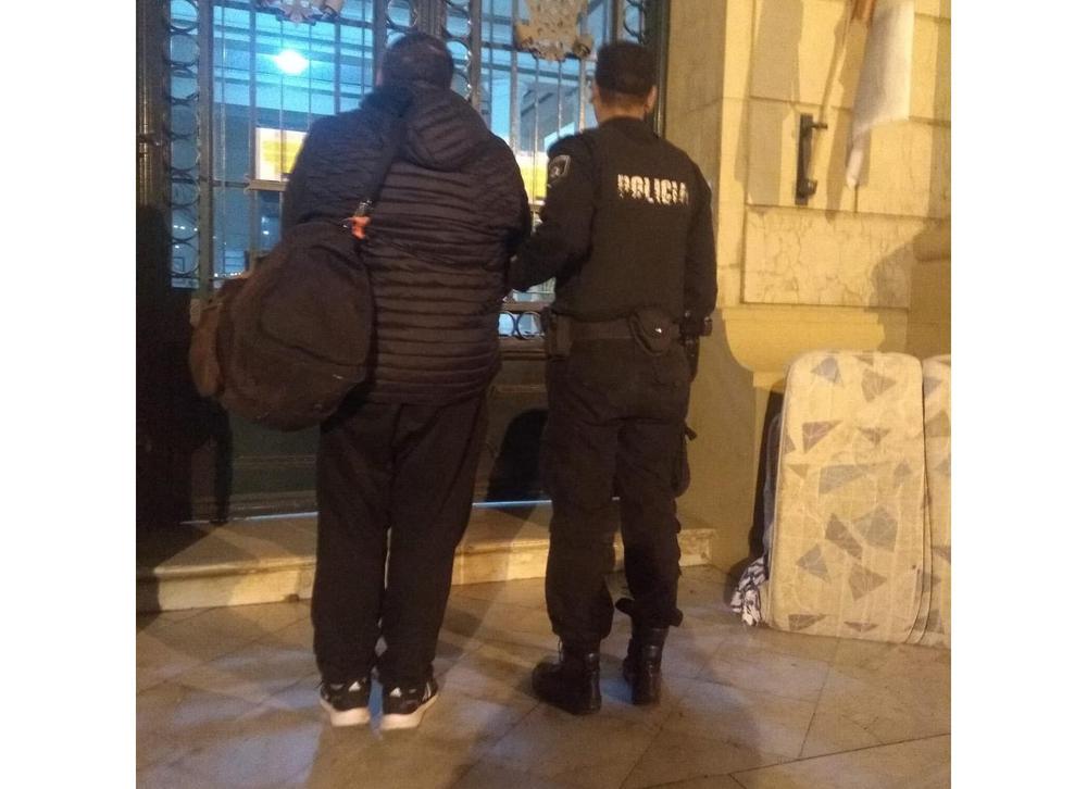 Sujeto arrestado 11-8-23
