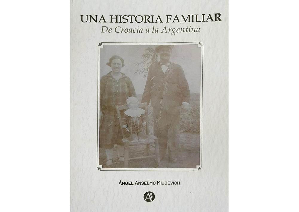 Tapa libro Una historia familiar 2