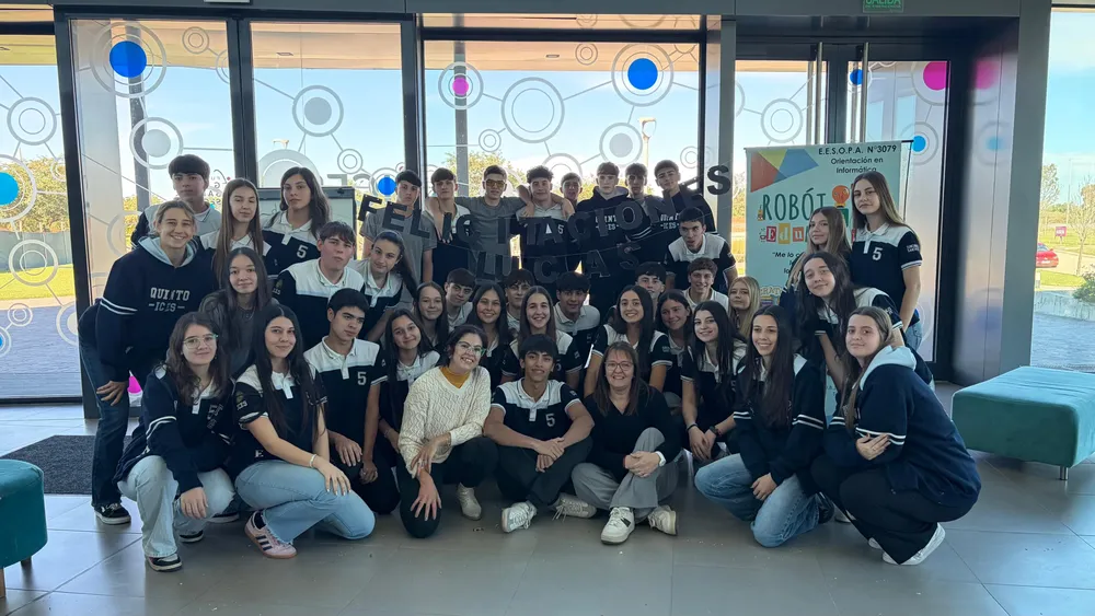 Lucas Monini y compañeros