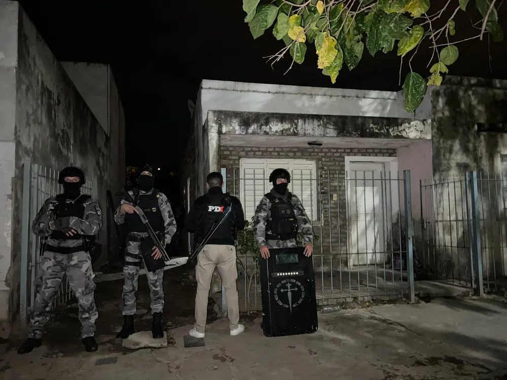 Detenidos por robo en Ataliva 2 23-4-26