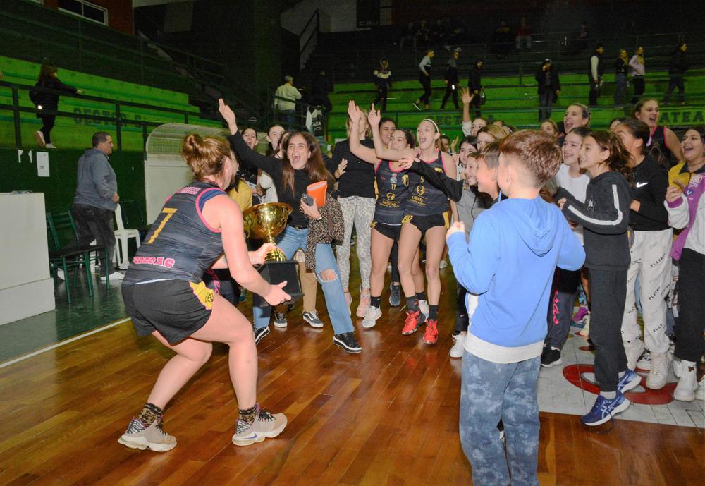 Libertad Campeon Apertura 3