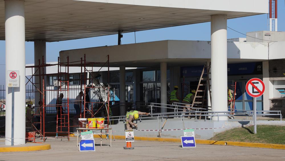 Obras en aeropuerto sauce viejo 1